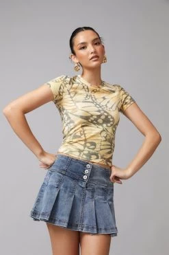 Factorie Fitted Graphic Tee Yellow -Madam Clothing Store 0151c2a7c9d35ac03efbcfedac28f6b9