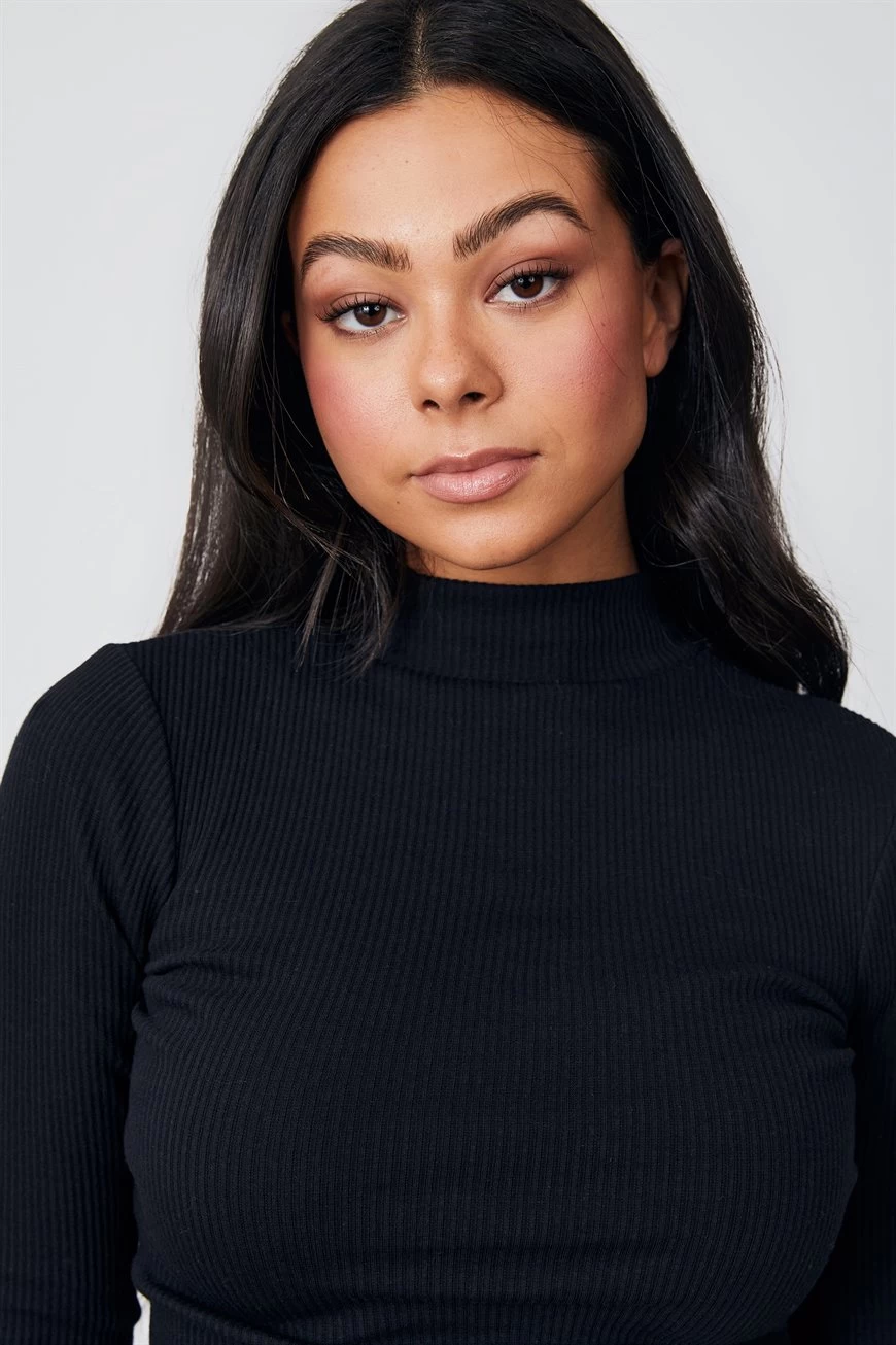 Factorie Mock Neck Long Sleeve Black 4 Factorie Mock Neck Long Sleeve Black - Image 2