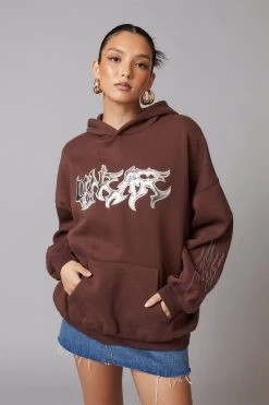 Factorie Trophy Graphic Slouchy Hoodie Burgundy -Madam Clothing Store 22b371c5bf27ef508d837178cb0819ae