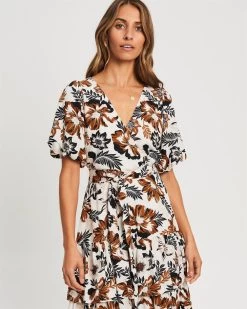 THE FATED Women's Pia Tiered Dress - Gardenia Floral -Madam Clothing Store 31586b30b1279a3d92d0a252419fddfd