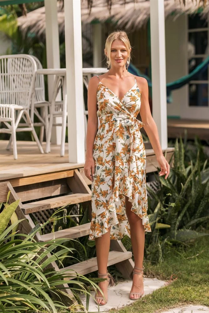 Pretty Summer Women's Dress - White