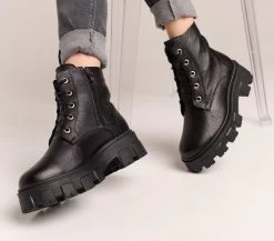 BOSCCOLO Woman's Leather Boots Black -Madam Clothing Store 476b8c94 2514 4d46 bcf2 27dac238e0dd