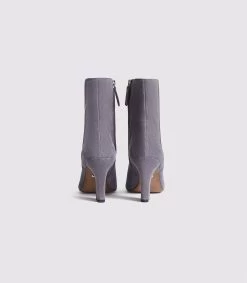 Reiss Women's Ruby Suede Block Heel - Pale Grey -Madam Clothing Store 476d6e43 dc50 43bf ad0e 374a6a181475