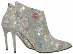 BOSCCOLO Women's Leather Boots Flowers On Grey -Madam Clothing Store 49b238f3 c644 452a 9506 facb441ccad3