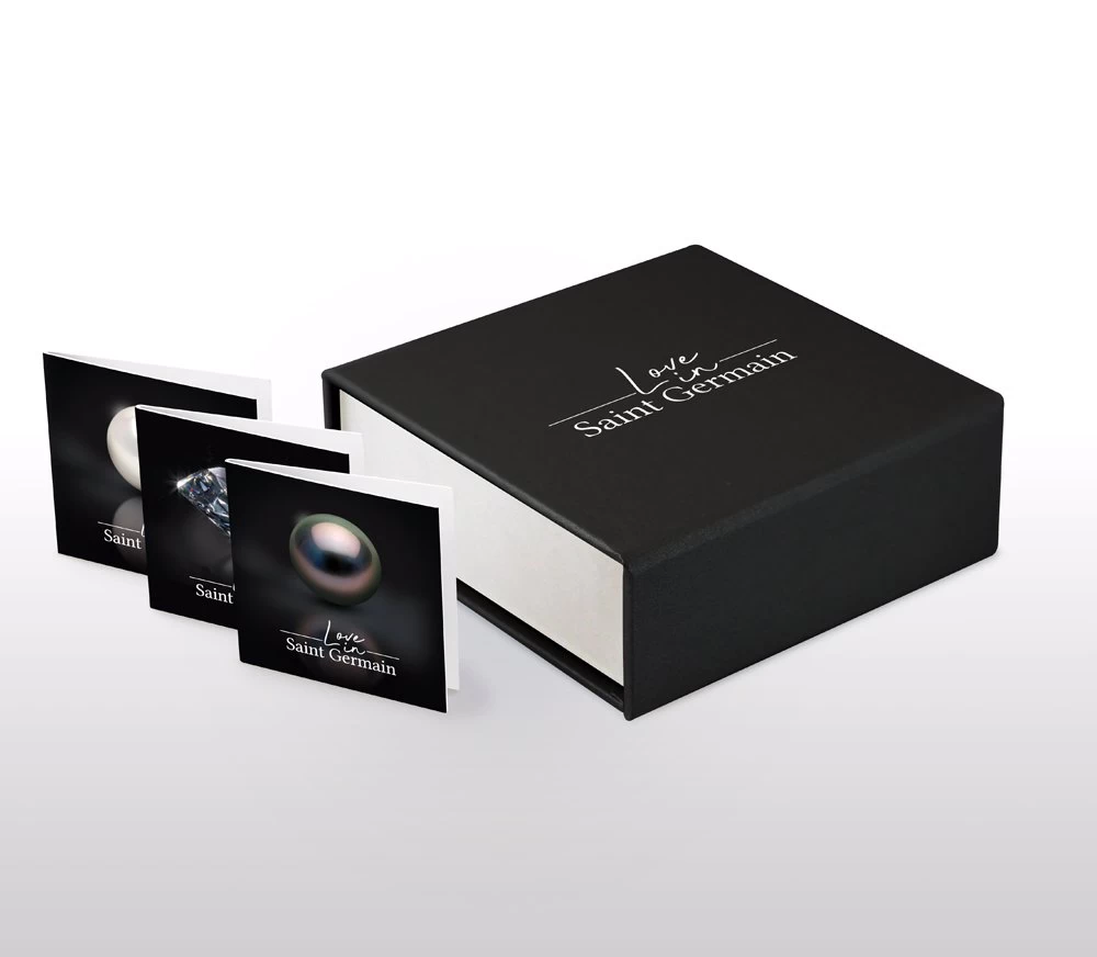 Love In Saint Germain Women's Pearl Necklace And Earrings Set 7-8 Mm - White Gold 4 Love In Saint Germain Women's Pearl Necklace And Earrings Set 7-8 Mm - White Gold - Image 2