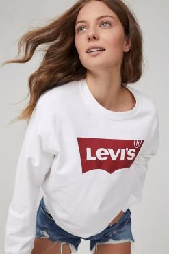 Cotton On Levis Graphic Standard Crew White 9 Cotton On Levis Graphic Standard Crew White -Madam Clothing Store 658c513799db035d31a616c3363f7eec