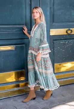 Last Queen Women's Dress - Light Green -Madam Clothing Store a06469031fd63a941db4531fbf0152fe