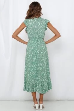 Pretty Summer Women's Dress - Green -Madam Clothing Store aacb5e29 407c 4c79 81d4 ee9350f060a8