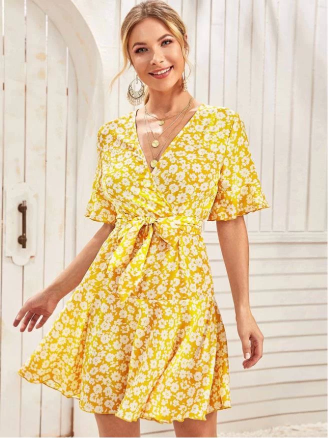 Pretty Summer Women's Dress - Yellow