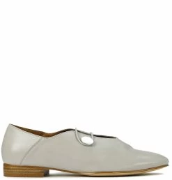 EOS Women's Corrie Italian Leather Dress Shoes Stone