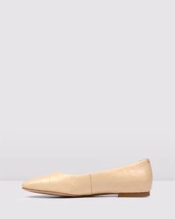 Women's Inara Dress Flats Butter Croc 8 Women's Inara Dress Flats Butter Croc -Madam Clothing Store f1ebaa58faba59f1442bf86fee00aad6